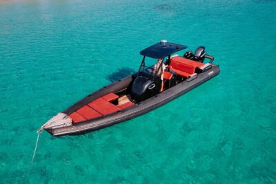 4 Hours Private Luxury Cruise to The Southern Coast of Mykonos - Psarou Beach and Paraga: Famous Mykonos, But on Your Terms