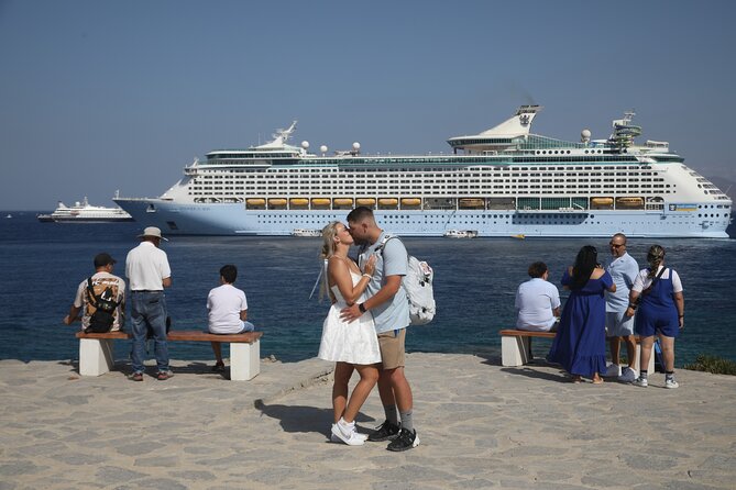 Mini 30minute Photo Shoot at Wind Mills in Mykonos - The Windmills Feel in Real Life: Light, Breeze, and Angles