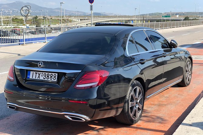 Mykonos Airport Transfer - Flight Monitoring and the 60-Minute Grace Period