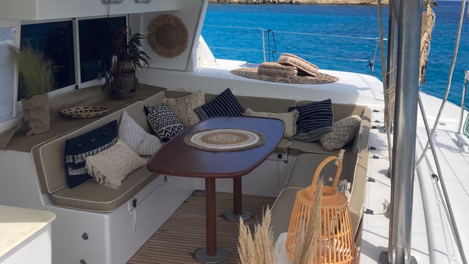 Mykonos: Boho Experience Catamaran Cruise - Crew and Skipper Energy: Panos and Vasilica Are Part of the Story