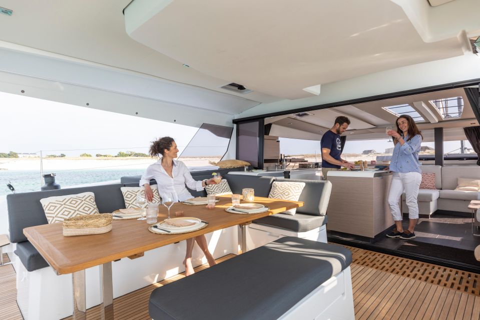 Mykonos: Catamaran Cruise with 3-Course Meal and Transfers - Key highlights worth targeting