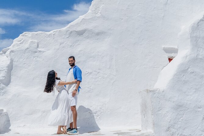 Mykonos Private Photoshoot - The private setup: how photographers help your photos look intimate