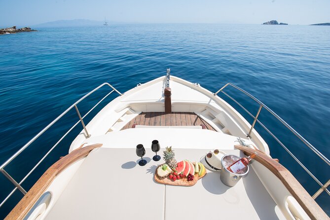 Mykonos Private Sun Set Cruise - The 5:30 pm Game Plan: From Boarding to Horizon Colors