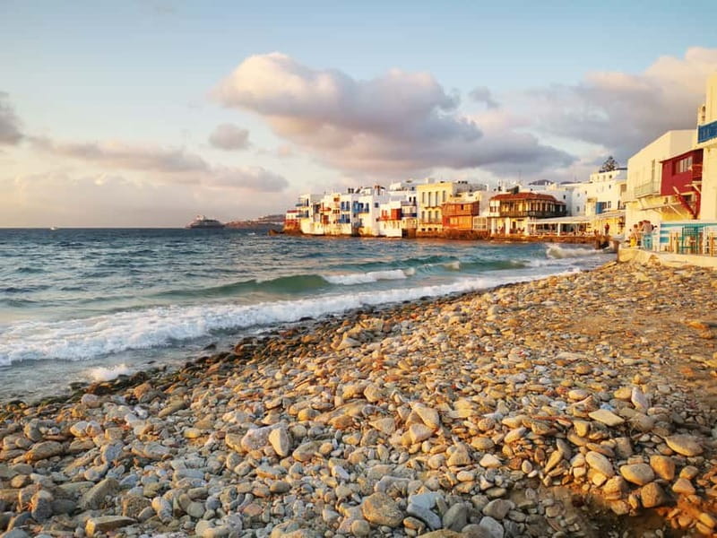 Mykonos: Private Tour with Range Rover - Food stop as a highlight: spanakopita and local picks