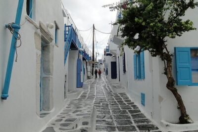 Mykonos Shore Excursion: Private Old Town Walking Tour - Stop 2: Matoyianni Street—designer storefronts and a good reset