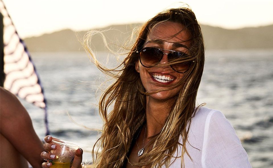 Mykonos: Sunset Boat Party with Open Bar & Live DJ - Live DJ on the water: how the music changes the whole mood