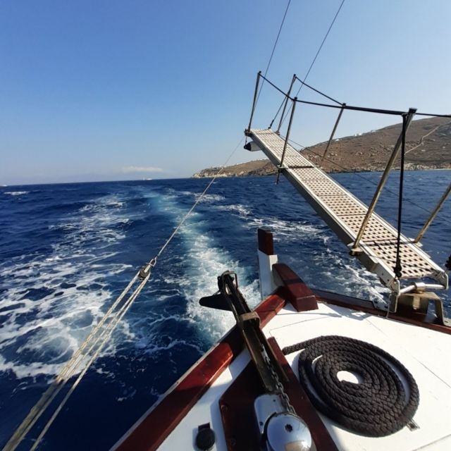 Mykonos: Sunset Boat Trip with Snacks and Drinks - Price and value: what $77 really buys you on this short cruise
