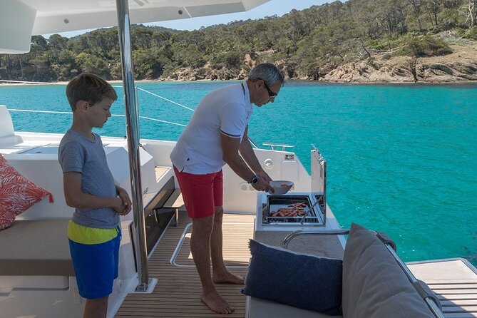 Private 5-Hour Cruise on Brand-New Luxury Catamaran in Mykonos - Route choice: south coast cruising or heading straight for Rhenia