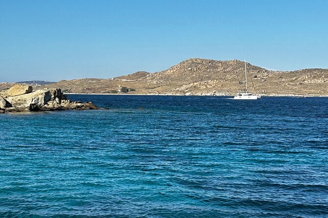 Private Cruise with Handmade Antique Boat around Mykonos-Full Day - The crew vibe: attentive without taking over