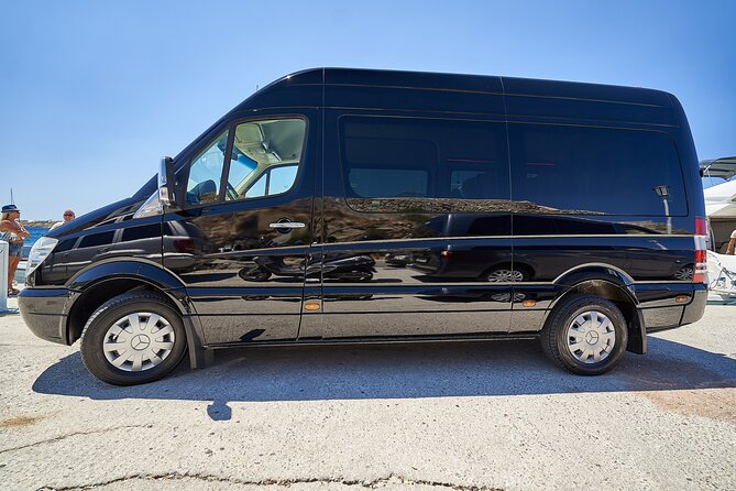 Private Mykonos Airport/Port Luxury Transfer-Taxi - A Mykonos transfer that starts before you’re ready