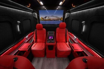 Private Mykonos Airport/Port Luxury Transfer-Taxi - Price: why $58.18 per group can be a smart move