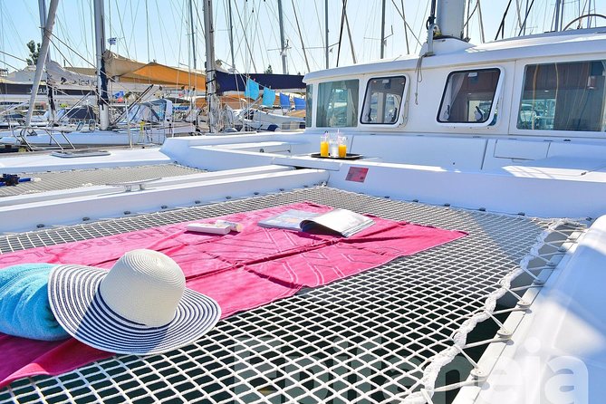 Private Sunset Cruise Including Meals And Drinks - Getting on board: the 3:30 pm flow and hotel-to-port timing