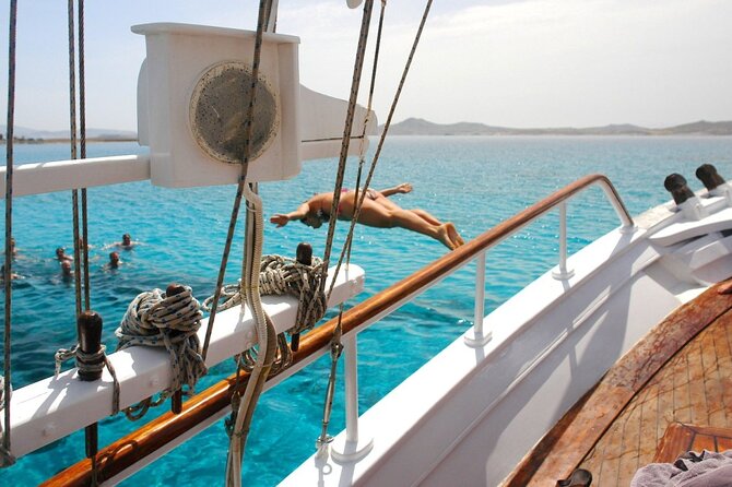 South coast and Paradise beach cruise - Prassonisia islets: free swimming time with a “between stops” vibe