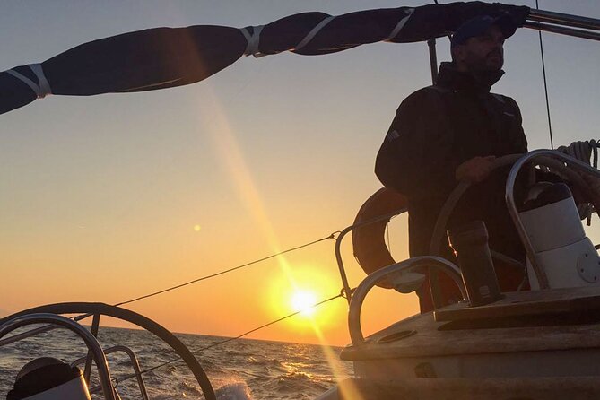Sunset cruise to Rhenia& Little Venice with transfer - Getting to the boat: Mathios Tavern and transfer timing