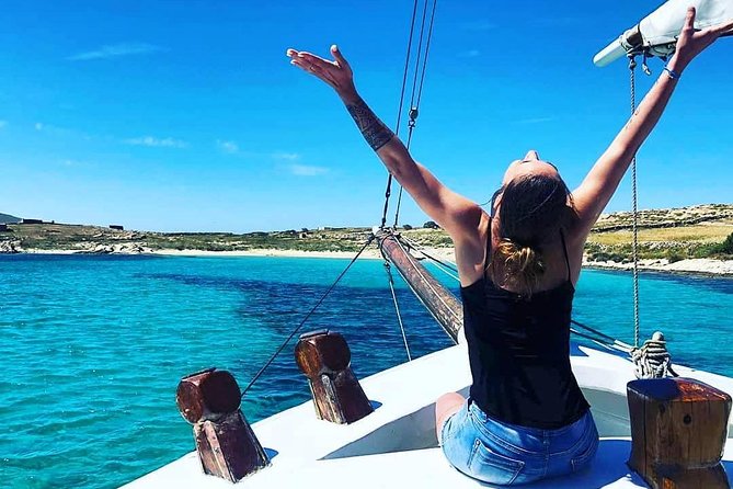 The Authentic Rhenia-Delos Cruise - Return to Mykonos: Little Venice photo pass and the onboard party mood